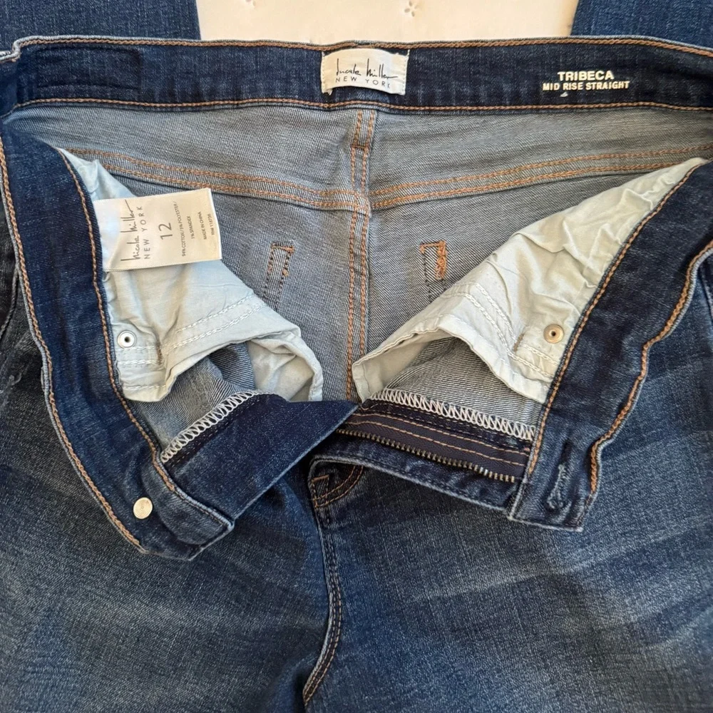 Nicole Miller ~ Tribeca ~ Mid Rise Straight Leg Jeans - Picture 4 of 4